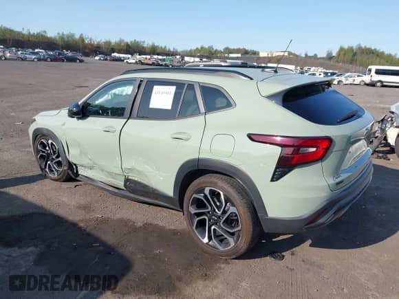 2024 Chevrolet Trax 2RS with VIN KL77LJE26RC103356, listed as a IAAI auction lot 43149501 with 29,777 mi miles and . Bid and sale history available at DreamBid. Image 3.