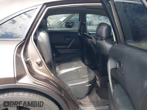 ✅ 2005 Infiniti FX • VIN: JNRAS08U35X101893 • Lot: 42785641. Wystawiony na IAAI z przebiegiem Nie podano. Bezpłatny archiwum sprzedaży aukcyjnych z USA i szczegółowy raport historii pojazdu na DreamBid. Zdjęcie 8.