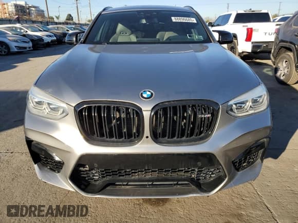 ✅ 2020 BMW X4 M Competition • VIN: 5YMUJ0C02L9C47802 • Lot: 88896685. Wystawiony na Copart z przebiegiem Nie podano. Bezpłatny archiwum sprzedaży aukcyjnych z USA i szczegółowy raport historii pojazdu na DreamBid. Zdjęcie 5.