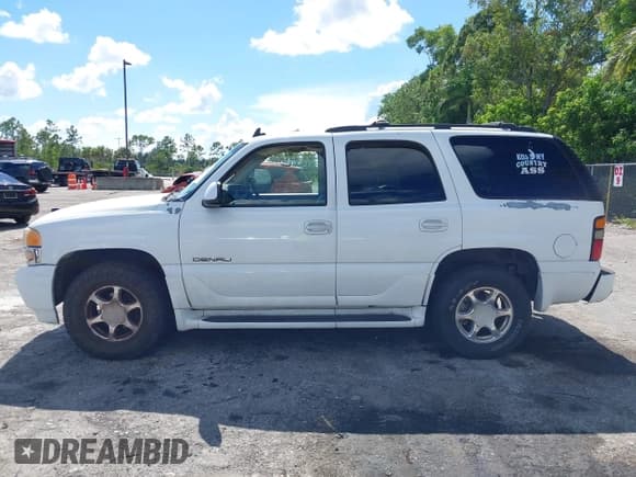 ✅ 2006 GMC Yukon Denali • VIN: 1GKEK63U06J131549 • Лот: 42959636. Опубликован ранее на IAAI с пробегом 211 367 миль. Бесплатный доступ к архиву аукционных продаж из США и подробный отчёт об истории автомобиля на DreamBid. Изображение 14.