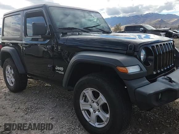 ✅ 2019 Jeep Wrangler Sport S • VIN: 1C4GJXAN7KW501367 • Lot: 92855165. Listed on Copart with 34,853 mi. Free auction sales archive from the USA and detailed vehicle history report at DreamBid. Image 13.