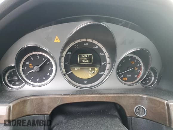 ✅ 2012 Mercedes-Benz E 350 Luxury • VIN: WDDHF5KB1CA535856 • Lot: 84632435. Listed on Copart with 190,833 mi. Free auction sales archive from the USA and detailed vehicle history report at DreamBid. Image 9.