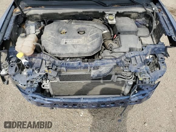 ✅ 2016 Lincoln MKC Select • VIN: 5LMTJ2DH4GUJ27237 • Лот: 52693045. Опубликован ранее на Copart с пробегом 55 010 миль. Бесплатный доступ к архиву аукционных продаж из США и подробный отчёт об истории автомобиля на DreamBid. Изображение 12.