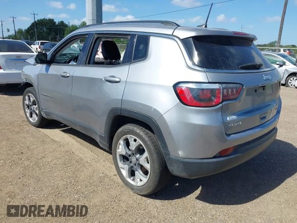 ✅ 2019 Jeep Compass Limited • VIN: 3C4NJDCBXKT620898 • Lot: 43104287. Listed on IAAI with 78,385 mi. Free auction sales archive from the USA and detailed vehicle history report at DreamBid. Image 3.