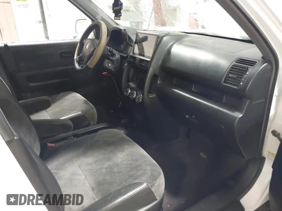 ✅ 2003 Honda CR-V EX • VIN: JHLRD78833C018237 • Лот: 43847469. Опубликован ранее на IAAI с пробегом 248 253 миль. Бесплатный доступ к архиву аукционных продаж из США и подробный отчёт об истории автомобиля на DreamBid. Изображение 5.