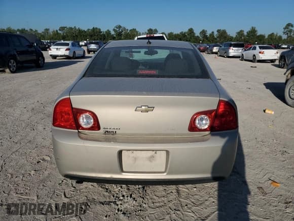 ✅ 2011 Chevrolet Malibu 1LS • VIN: 1G1ZB5E16BF217187 • Lot: 73105944. Listed on Copart with 97,849 mi. Free auction sales archive from the USA and detailed vehicle history report at DreamBid. Image 6.