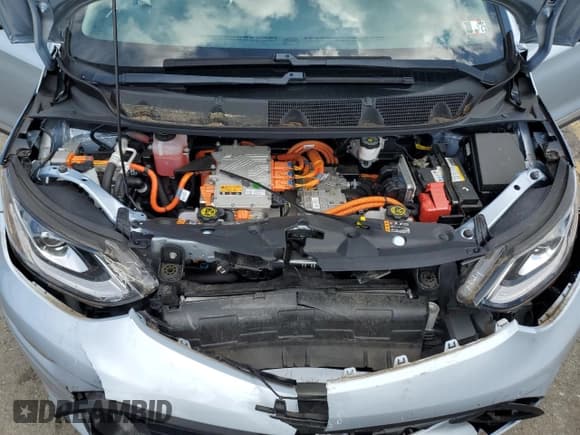 ✅ 2018 Chevrolet Bolt EV LT • VIN: 1G1FW6S01J4134351 • Lot: 68011714. Wystawiony na Copart z przebiegiem 40 479 mil. Bezpłatny archiwum sprzedaży aukcyjnych z USA i szczegółowy raport historii pojazdu na DreamBid. Zdjęcie 11.