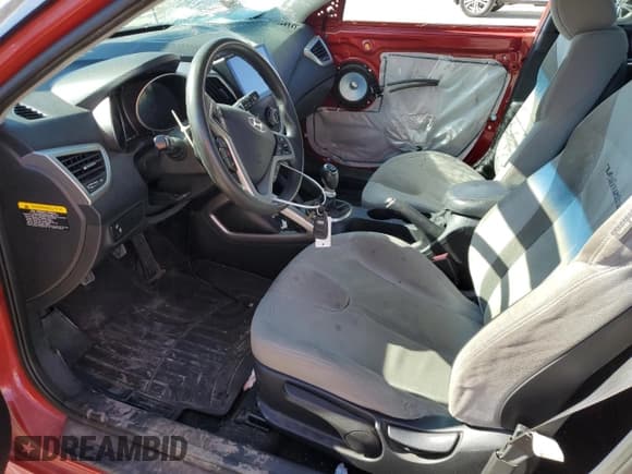 ✅ 2012 Hyundai Veloster w/Gray Int • VIN: KMHTC6AD2CU020008 • Lot: 74321094. Wystawiony na Copart z przebiegiem 114 712 mil. Bezpłatny archiwum sprzedaży aukcyjnych z USA i szczegółowy raport historii pojazdu na DreamBid. Zdjęcie 7.