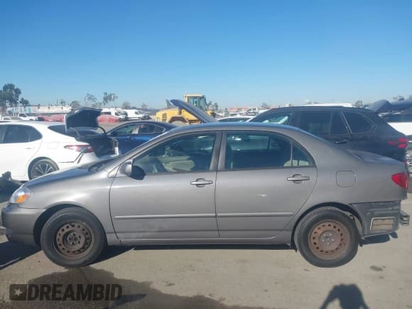 ✅ 2006 Toyota Corolla CE • VIN: 2T1BR32E36C701431 • Lot: 43166738. Listed on IAAI with 175,010 mi. Free auction sales archive from the USA and detailed vehicle history report at DreamBid. Image 15.