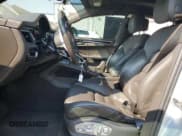 ✅ 2017 Porsche Macan S • VIN: WP1AB2A55HLB15254 • Lot: 80989265. Wystawiony na Copart z przebiegiem 73 142 mil. Bezpłatny archiwum sprzedaży aukcyjnych z USA i szczegółowy raport historii pojazdu na DreamBid. Zdjęcie 7.