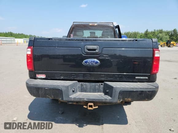 ✅ 2015 Ford F-250 XLT • VIN: 1FTBF2B63FEC74941 • Lot: 59728715. Wystawiony na Copart z przebiegiem 103 478 mil. Bezpłatny archiwum sprzedaży aukcyjnych z USA i szczegółowy raport historii pojazdu na DreamBid. Zdjęcie 6.