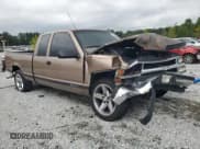 ✅ 1997 Chevrolet Silverado 1500 • VIN: 2GCEC19M1V1137369 • Lot: 69881065. Wystawiony na Copart z przebiegiem 283 640 mil. Bezpłatny archiwum sprzedaży aukcyjnych z USA i szczegółowy raport historii pojazdu na DreamBid. Zdjęcie 4.