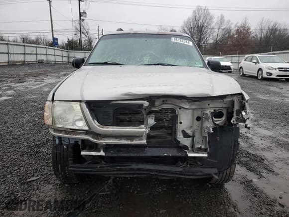 ✅ 2005 Ford Explorer XLS • VIN: 1FMZU62K15UA84726 • Лот: 86122634. Опубликован ранее на Copart с пробегом 187 623 миль. Бесплатный доступ к архиву аукционных продаж из США и подробный отчёт об истории автомобиля на DreamBid. Изображение 5.