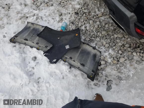 ✅ 2019 Land Rover Range Rover Sport HSE • VIN: SALWR2RU9KA868280 • Лот: 83315774. Опубликован ранее на Copart с пробегом 67 222 миль. Бесплатный доступ к архиву аукционных продаж из США и подробный отчёт об истории автомобиля на DreamBid. Изображение 13.