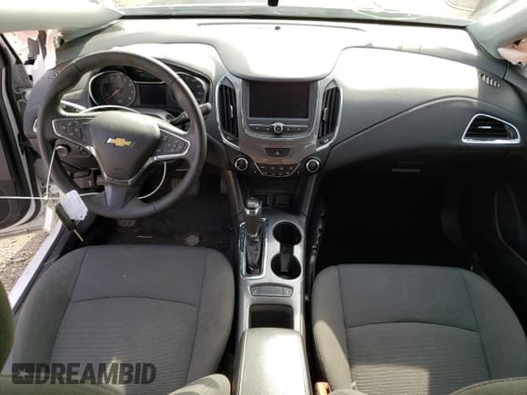 ✅ 2019 Chevrolet Cruze LT • VIN: 1G1BE5SM2K7146765 • Lot: 43485573. Listed on Copart with 109,685 mi. Free auction sales archive from the USA and detailed vehicle history report at DreamBid. Image 8.