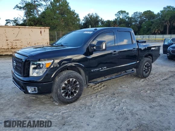✅ 2019 Nissan Titan Pro-4X • VIN: 1N6AA1E50KN523906 • Lot: 81147745. Wystawiony na Copart z przebiegiem 73 146 mil. Bezpłatny archiwum sprzedaży aukcyjnych z USA i szczegółowy raport historii pojazdu na DreamBid. Zdjęcie 1.