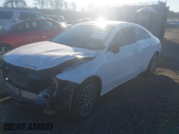 ✅ 2022 Mercedes-Benz CLA 250 • VIN: W1K5J4HB4NN288797 • Лот: 41284540. Опубликован ранее на IAAI с пробегом 26 538 миль. Бесплатный доступ к архиву аукционных продаж из США и подробный отчёт об истории автомобиля на DreamBid. Изображение 19.