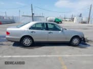 ✅ 1999 Mercedes-Benz E 320 • VIN: WDBJF65H3XA773956 • Lot: 42790409. Listed on IAAI with 234,571 mi. Free auction sales archive from the USA and detailed vehicle history report at DreamBid. Image 13.
