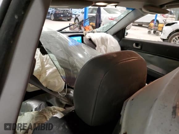 ✅ 2010 Mitsubishi Galant ES • VIN: 4A32B3FF7AE016620 • Лот: 49064695. Опубликован ранее на Copart с пробегом 149 194 миль. Бесплатный доступ к архиву аукционных продаж из США и подробный отчёт об истории автомобиля на DreamBid. Изображение 8.