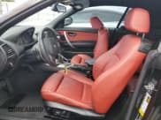 ✅ 2013 BMW 1 Series 135i • VIN: WBAUN7C51DVM26952 • Lot: 55619975. Wystawiony na Copart z przebiegiem 102 902 mil. Bezpłatny archiwum sprzedaży aukcyjnych z USA i szczegółowy raport historii pojazdu na DreamBid. Zdjęcie 7.