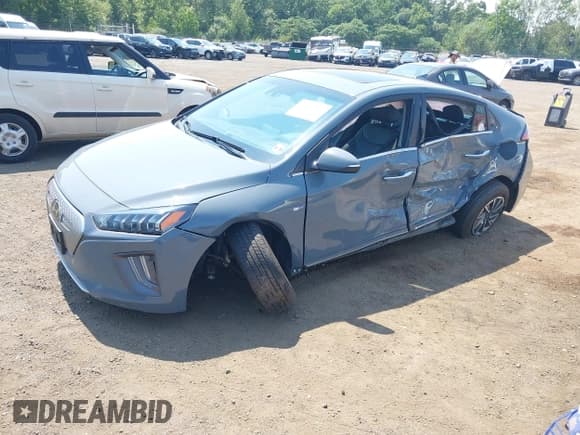 ✅ 2020 Hyundai Ioniq Limited • VIN: KMHC85LJ3LU061293 • Lot: 43004895. Listed on IAAI with 56,437 mi. Free auction sales archive from the USA and detailed vehicle history report at DreamBid. Image 20.