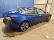 ✅ 2018 Tesla Model 3 Long Range Battery • VIN: 5YJ3E1EA4JF102538 • Lot: 85429175. Wystawiony na Copart z przebiegiem 61 125 mil. Bezpłatny archiwum sprzedaży aukcyjnych z USA i szczegółowy raport historii pojazdu na DreamBid. Zdjęcie 3.