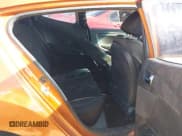 ✅ 2015 Hyundai Veloster • VIN: KMHTC6AD2FU224151 • Lot: 41280466. Wystawiony na IAAI z przebiegiem 201 271 mil. Bezpłatny archiwum sprzedaży aukcyjnych z USA i szczegółowy raport historii pojazdu na DreamBid. Zdjęcie 8.