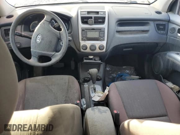 ✅ 2009 Kia Sportage LX • VIN: KNDJE723997583100 • Лот: 90103905. Опубликован ранее на Copart с пробегом Не указан. Бесплатный доступ к архиву аукционных продаж из США и подробный отчёт об истории автомобиля на DreamBid. Изображение 8.