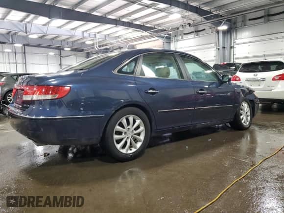 2008 Hyundai Azera Limited with VIN KMHFC46F78A257307, listed as a Copart auction lot 89116265 with 131,527 mi miles and Salvage title. Bid and sale history available at DreamBid. Image 3.