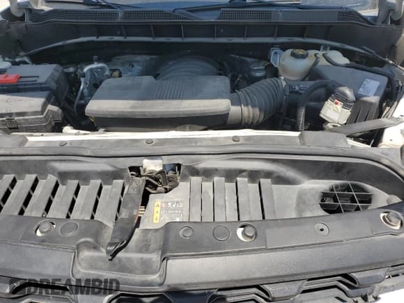 ✅ 2020 Chevrolet Silverado 1500 Custom • VIN: 3GCPWBEF5LG118583 • Lot: 68292674. Wystawiony na Copart z przebiegiem 55 987 mil. Bezpłatny archiwum sprzedaży aukcyjnych z USA i szczegółowy raport historii pojazdu na DreamBid. Zdjęcie 11.