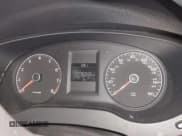 ✅ 2014 Volkswagen Jetta S • VIN: 3VW2K7AJ6EM389425 • Lot: 43134308. Wystawiony na IAAI z przebiegiem 162 228 mil. Bezpłatny archiwum sprzedaży aukcyjnych z USA i szczegółowy raport historii pojazdu na DreamBid. Zdjęcie 7.