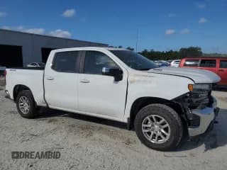✅ 2021 Chevrolet Silverado 1500 LT • VIN: 3GCUYDET3MG106979 • Lot: 68512504. Wystawiony na Copart z przebiegiem Nie podano. Bezpłatny archiwum sprzedaży aukcyjnych z USA i szczegółowy raport historii pojazdu na DreamBid. Zdjęcie 4.