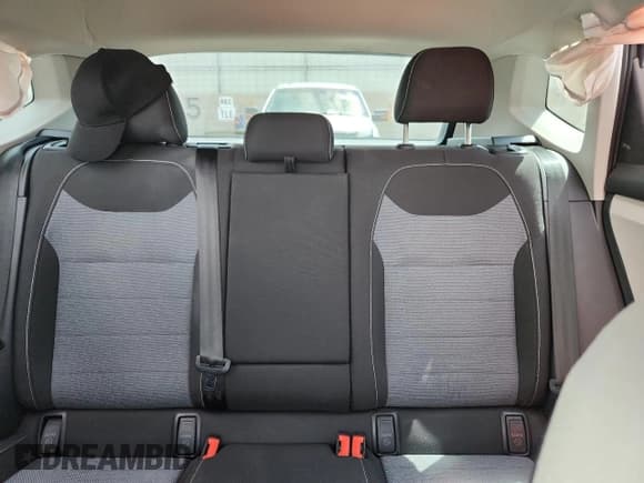 ✅ 2025 Volkswagen Taos S • VIN: 3VV5C7B26SM014300 • Лот: 71057235. Опубликован ранее на Copart с пробегом Не указан. Бесплатный доступ к архиву аукционных продаж из США и подробный отчёт об истории автомобиля на DreamBid. Изображение 10.