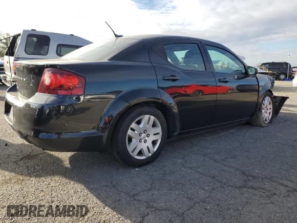 ✅ 2012 Dodge Avenger SE • VIN: 1C3CDZAB4CN115041 • Lot: 82130494. Listed on Copart with 175,985 mi. Free auction sales archive from the USA and detailed vehicle history report at DreamBid. Image 3.