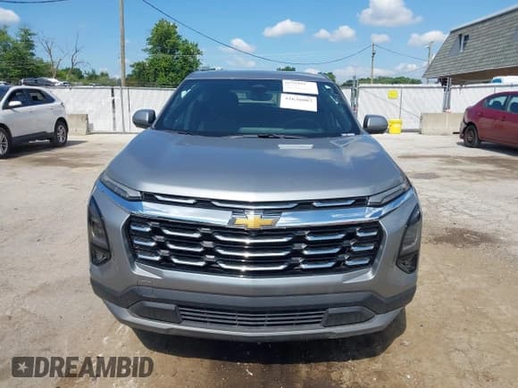 ✅ 2025 Chevrolet Equinox FWD LT • VIN: 3GNAXHEG8SL106374 • Lot: 42636087. Wystawiony na IAAI z przebiegiem 11 896 mil. Bezpłatny archiwum sprzedaży aukcyjnych z USA i szczegółowy raport historii pojazdu na DreamBid. Zdjęcie 13.