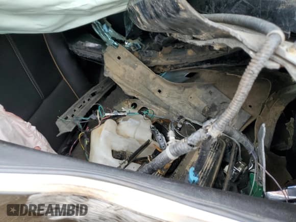 ✅ 2015 Chevrolet Impala LTZ • VIN: 1G1165S36FU119172 • Лот: 71775444. Опубликован ранее на Copart с пробегом Не указан. Бесплатный доступ к архиву аукционных продаж из США и подробный отчёт об истории автомобиля на DreamBid. Изображение 11.