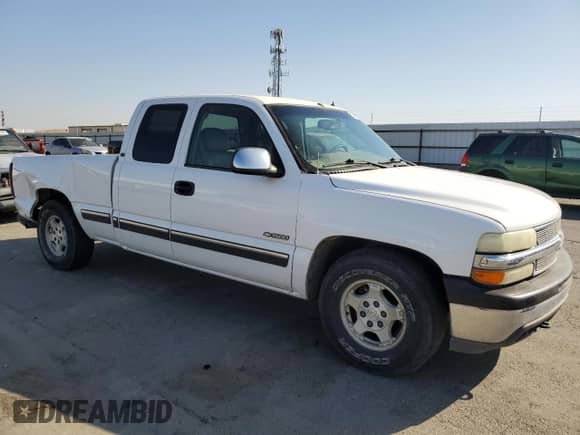 ✅ 2001 Chevrolet Silverado 1500 LT • VIN: 1GCEC19T11Z164659 • Lot: 73015124. Wystawiony na Copart z przebiegiem 244 191 mil mil. Skorzystaj z bezpłatnego archiwum sprzedaży aukcyjnych z USA i zobacz szczegółowy raport historii pojazdu na DreamBid. Zdjęcie 4.