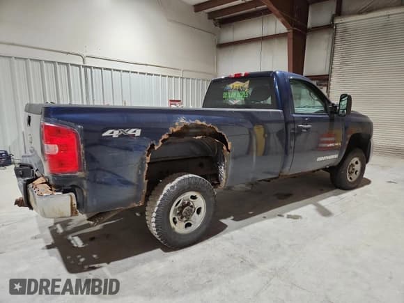 ✅ 2009 Chevrolet Silverado 2500HD Work Truck • VIN: 1GCHK44K59F190307 • Lot: 93268575. Listed on Copart with 112,704 mi. Free auction sales archive from the USA and detailed vehicle history report at DreamBid. Image 3.
