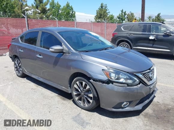 ✅ 2018 Nissan Sentra S • VIN: 3N1AB7AP0JY297607 • Lot: 42923006. Wystawiony na IAAI z przebiegiem 44 212 mil. Bezpłatny archiwum sprzedaży aukcyjnych z USA i szczegółowy raport historii pojazdu na DreamBid. Zdjęcie 1.
