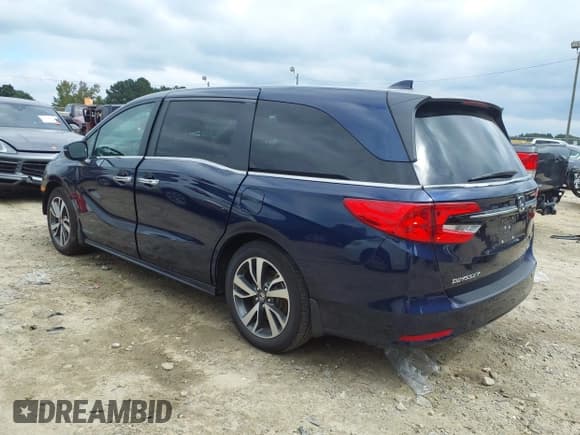 ✅ 2022 Honda Odyssey Touring • VIN: 5FNRL6H80NB022004 • Lot: 43326019. Wystawiony na IAAI z przebiegiem 60 000 mil. Bezpłatny archiwum sprzedaży aukcyjnych z USA i szczegółowy raport historii pojazdu na DreamBid. Zdjęcie 3.