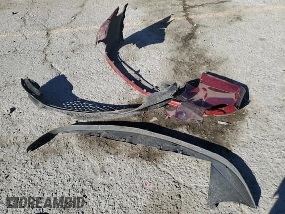 ✅ 2015 Dodge Grand Caravan SXT • VIN: 2C4RDGCG5FR523249 • Lot: 91376065. Wystawiony na Copart z przebiegiem Nie podano. Bezpłatny archiwum sprzedaży aukcyjnych z USA i szczegółowy raport historii pojazdu na DreamBid. Zdjęcie 13.