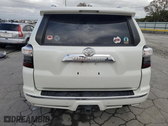 ✅ 2015 Toyota 4Runner SR5 • VIN: JTEBU5JR5F5239574 • Lot: 85725545. Wystawiony na Copart z przebiegiem 78 277 mil. Bezpłatny archiwum sprzedaży aukcyjnych z USA i szczegółowy raport historii pojazdu na DreamBid. Zdjęcie 6.