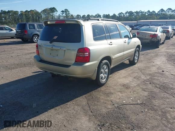 2001 Toyota Highlander с VIN JTEHF21A510035439, выставлен на аукционе IAAI как лот 43191075 с пробегом 260 222 миль миль и . История ставок и продаж доступна на DreamBid. Изображение 4.