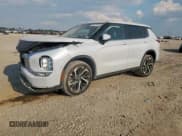 ✅ 2023 Mitsubishi Outlander SE • VIN: JA4J4UA87PZ026180 • Lot: 84273145. Wystawiony na Copart z przebiegiem Nie podano. Bezpłatny archiwum sprzedaży aukcyjnych z USA i szczegółowy raport historii pojazdu na DreamBid. Zdjęcie 1.