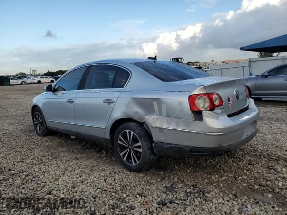 ✅ 2006 Volkswagen Passat 2.0T • VIN: WVWAK73CX6P168175 • Лот: 76001434. Опубликован ранее на Copart с пробегом 75 423 миль. Бесплатный доступ к архиву аукционных продаж из США и подробный отчёт об истории автомобиля на DreamBid. Изображение 2.