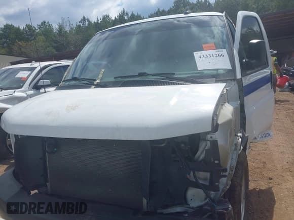 ✅ 2023 Chevrolet Express Cargo • VIN: 1GCWGAFP9P1203389 • Лот: 43331266. Опубликован ранее на IAAI с пробегом 52 485 миль. Бесплатный доступ к архиву аукционных продаж из США и подробный отчёт об истории автомобиля на DreamBid. Изображение 6.