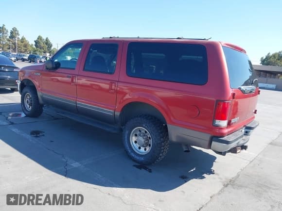 ✅ 2001 Ford Excursion XLT • VIN: 1FMNU41S11EB32749 • Lot: 42677214. Listed on IAAI with 178,624 mi. Free auction sales archive from the USA and detailed vehicle history report at DreamBid. Image 3.