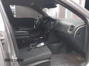 ✅ 2016 Dodge Charger Police • VIN: 2C3CDXAG0GH108683 • Lot: 40176424. Wystawiony na IAAI z przebiegiem 88 910 mil. Bezpłatny archiwum sprzedaży aukcyjnych z USA i szczegółowy raport historii pojazdu na DreamBid. Zdjęcie 5.