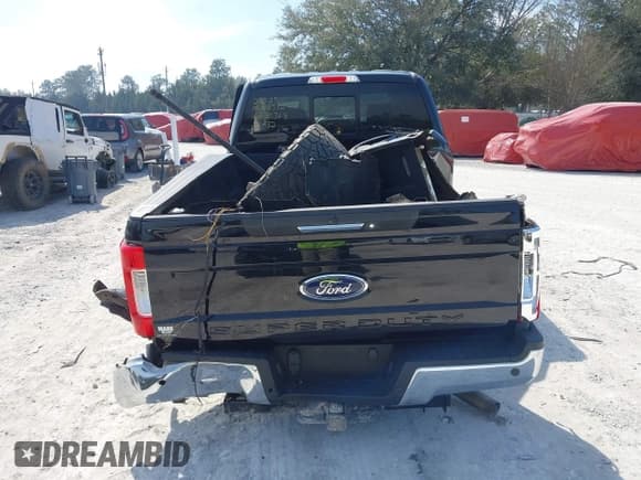 ✅ 2019 Ford F-250 XL • VIN: 1FT7W2B67KEG30369 • Lot: 41646594. Listed on IAAI with 72,734 mi. Free auction sales archive from the USA and detailed vehicle history report at DreamBid. Image 16.