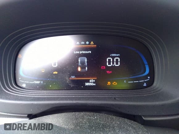 ✅ 2023 Hyundai Venue Limited • VIN: KMHRC8A37PU230705 • Lot: 41901589. Listed on IAAI with 38,550 mi. Free auction sales archive from the USA and detailed vehicle history report at DreamBid. Image 7.